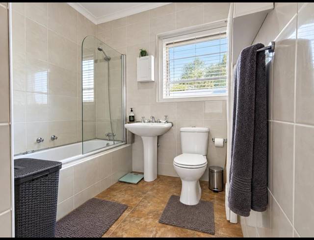 3 BEDROOM PROPERTY TO RENT IN PETERSFIELD